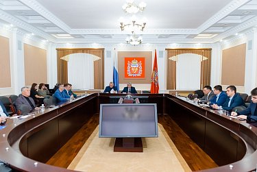 Депутаты соберутся на внеочередное заседание парламента региона